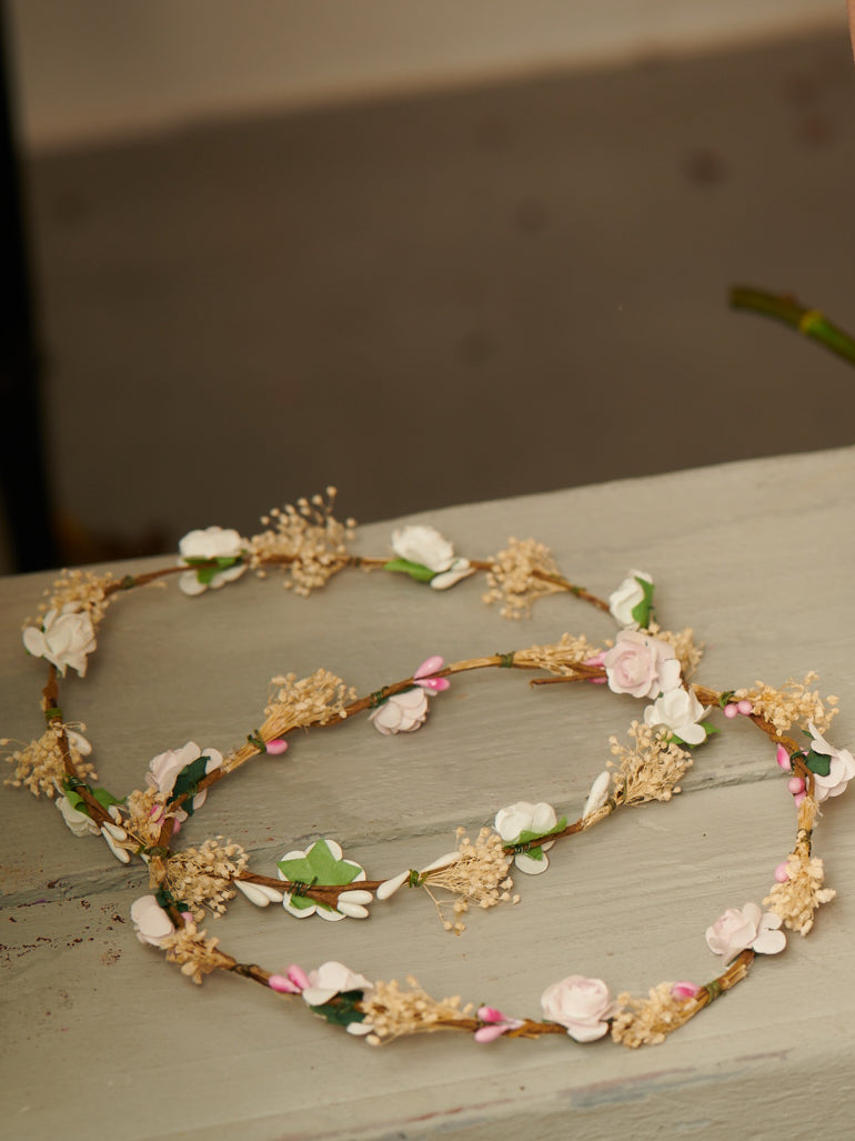 Ivory Vintage Floral Girl Hair Garland