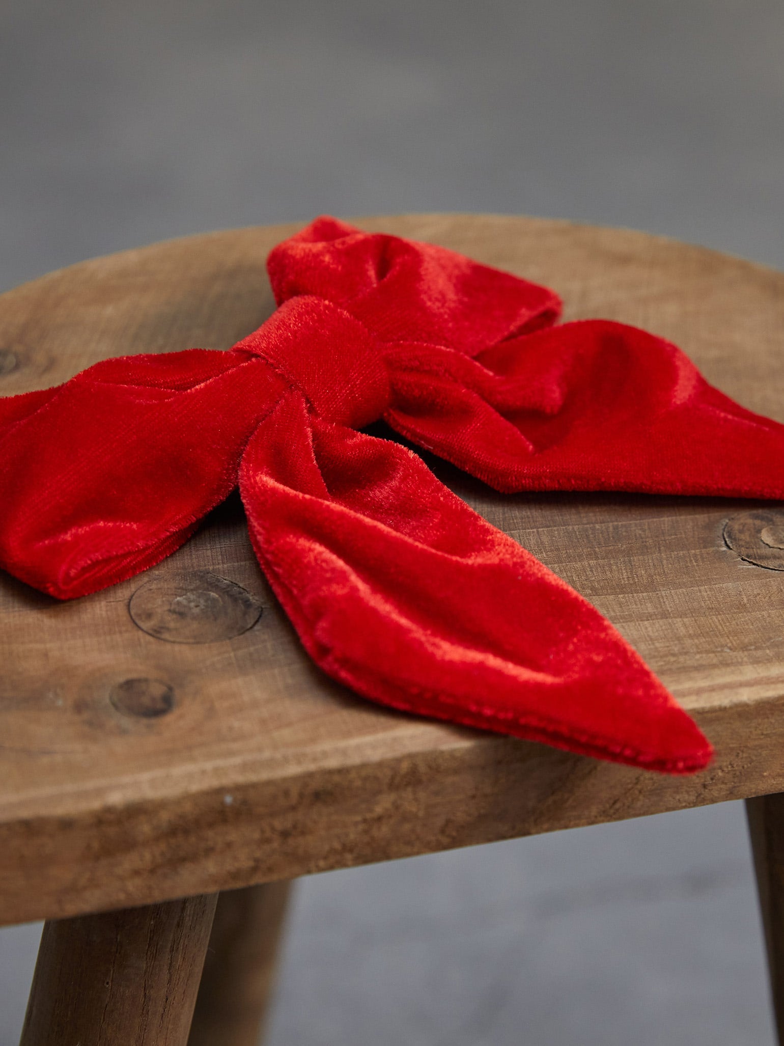 Red Big Velvet Bow Girl Clip