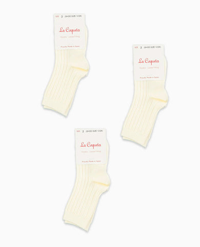 Off White Ribbed Short Kids Socks Set