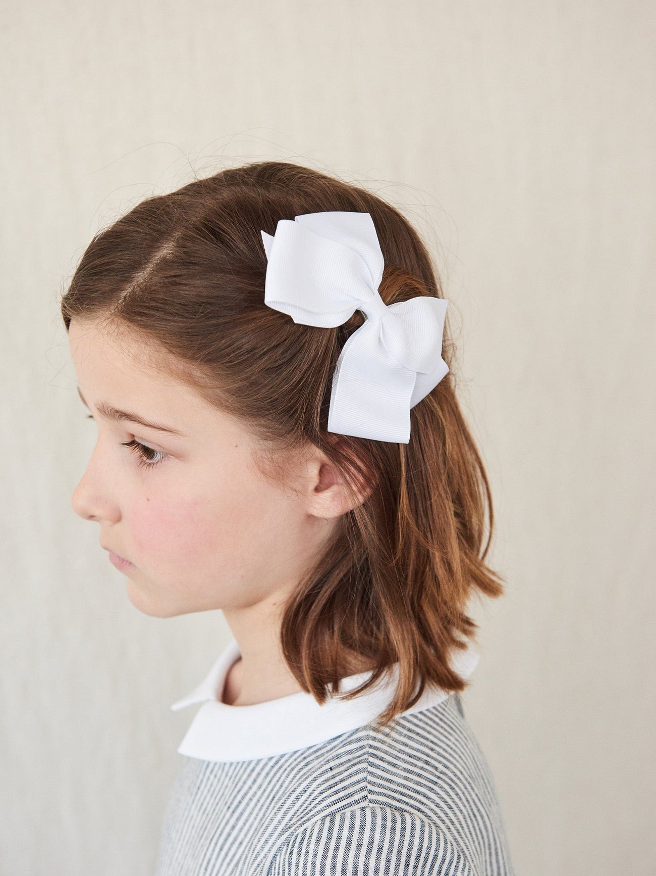 White Big Bow Girl Clip